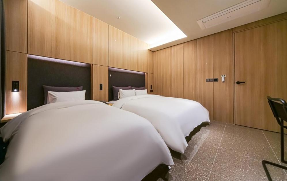 Yeoubi Hotel チャングウォン エクステリア 写真