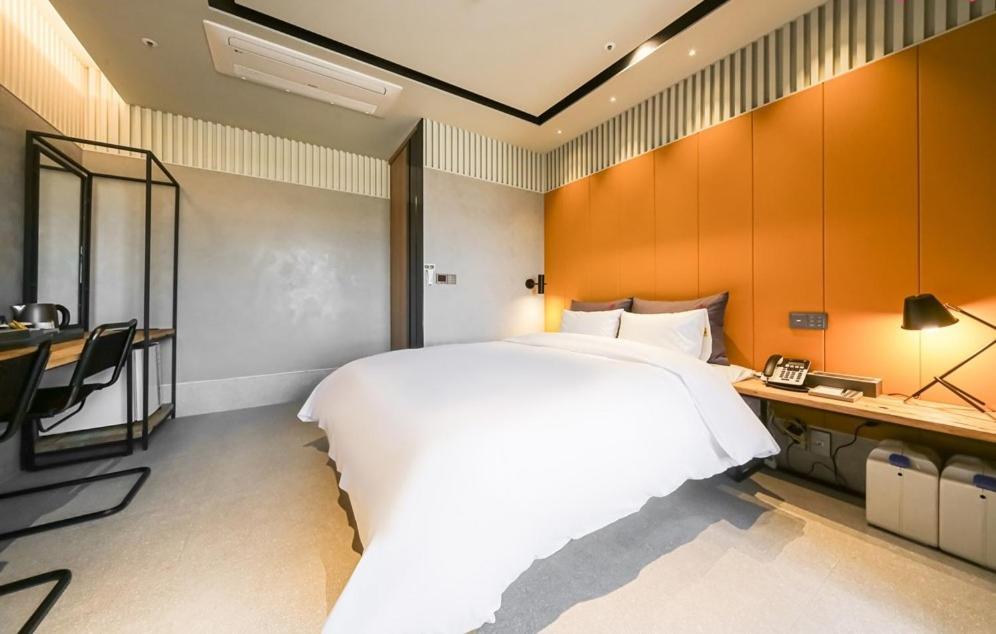 Yeoubi Hotel チャングウォン エクステリア 写真